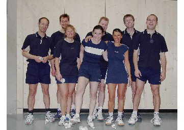 files/Medien/Seiten/Abteilungen/Badminton/History/Mannschaft 2004_2.jpg